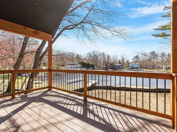 16 2nd St, Winchendon MA 01475