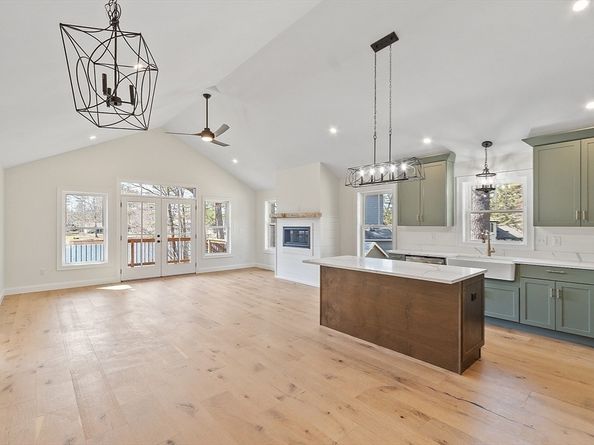 16 2nd St, Winchendon MA 01475