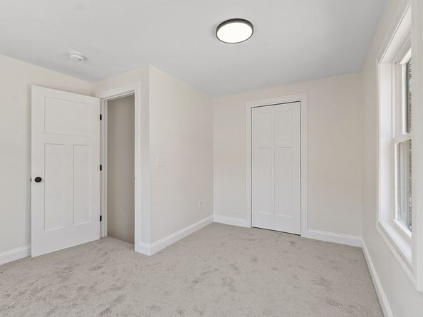 16 2nd St, Winchendon MA 01475