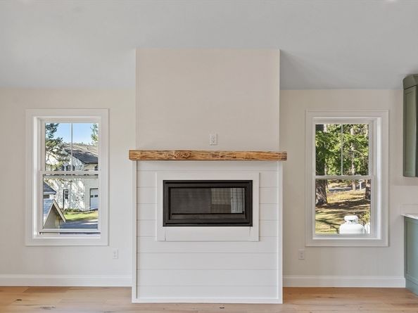 16 2nd St, Winchendon MA 01475