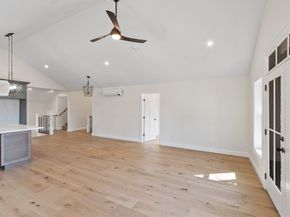 16 2nd St, Winchendon MA 01475