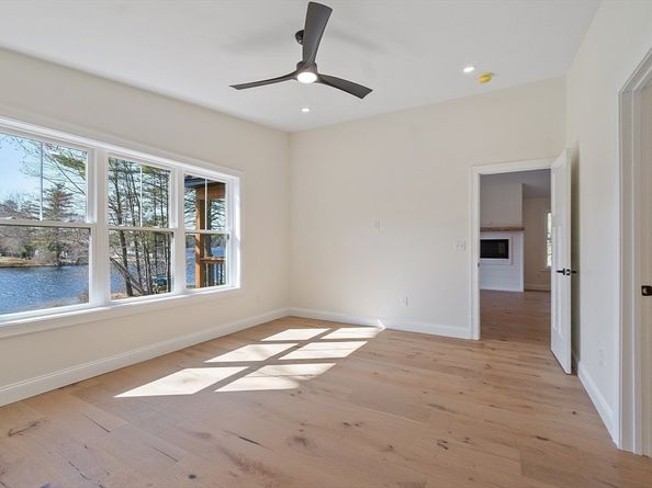 16 2nd St, Winchendon MA 01475