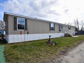 2900 Cranberry Hwy 42, Wareham MA 02538