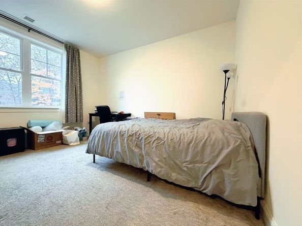 16 Taylor Dr 1010, Reading MA 01867