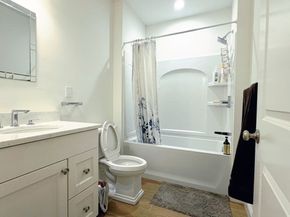 16 Taylor Dr 1010, Reading MA 01867