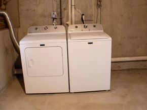 436 Wellman Ave 436, Chelmsford MA 01863