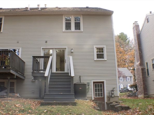 436 Wellman Ave 436, Chelmsford MA 01863