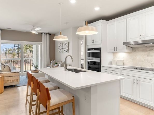 2 Codman Way 411, Westborough MA 01581