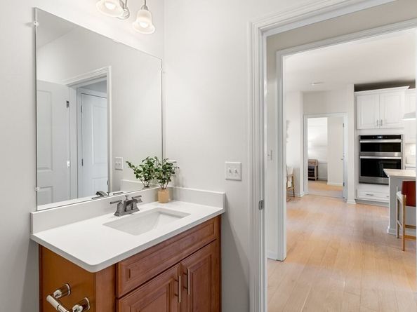 2 Codman Way 411, Westborough MA 01581