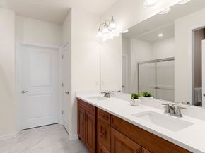 2 Codman Way 411, Westborough MA 01581