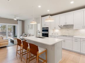 2 Codman Way 411, Westborough MA 01581