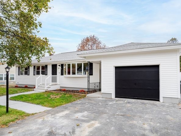 44 Old Brook Rd, Leominster MA 01453