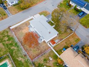 44 Old Brook Rd, Leominster MA 01453