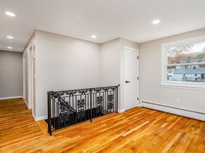 44 Old Brook Rd, Leominster MA 01453