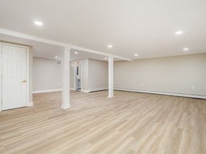 44 Old Brook Rd, Leominster MA 01453