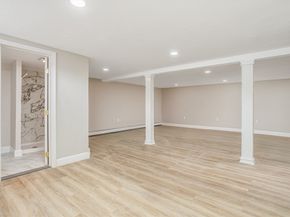 44 Old Brook Rd, Leominster MA 01453