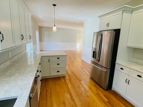 2 Touraine St, Worcester MA 01604