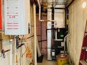 2 Touraine St, Worcester MA 01604