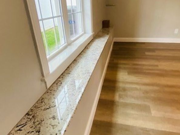 2 Touraine St, Worcester MA 01604