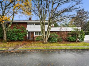 10 Quadrant Road, Salem MA 01970