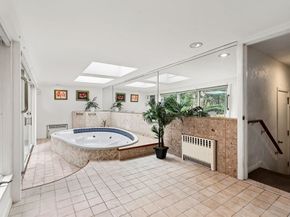 10 Quadrant Road, Salem MA 01970