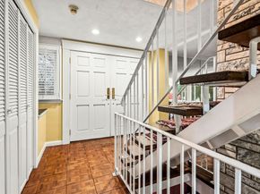 10 Quadrant Road, Salem MA 01970