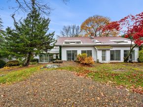 10 Quadrant Road, Salem MA 01970
