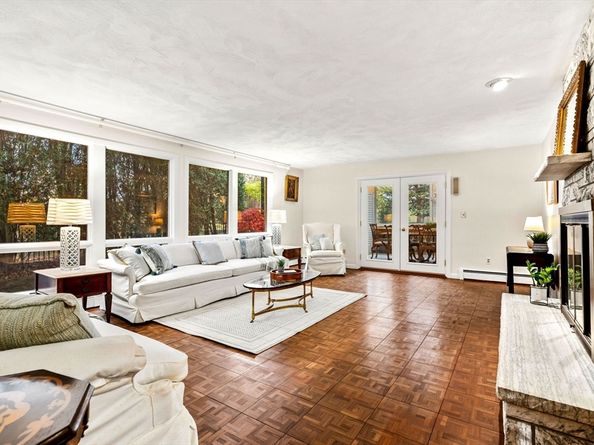 10 Quadrant Road, Salem MA 01970