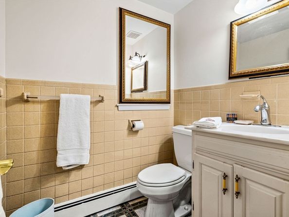 10 Quadrant Road, Salem MA 01970