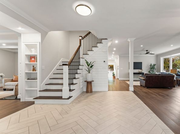 15 King Ave, Medford MA 02155