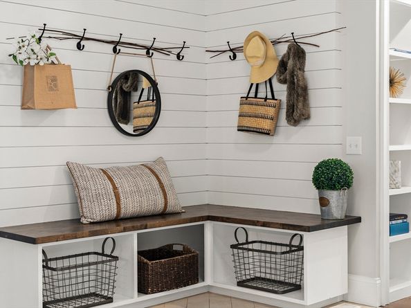 15 King Ave, Medford MA 02155