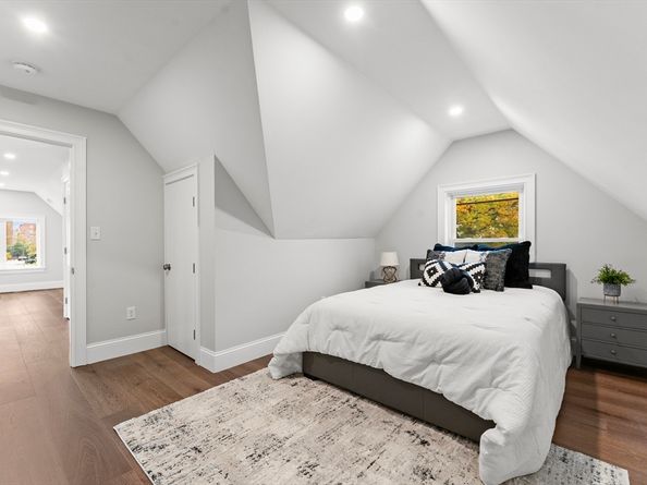 15 King Ave, Medford MA 02155