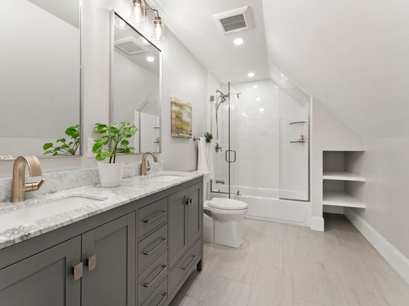 15 King Ave, Medford MA 02155