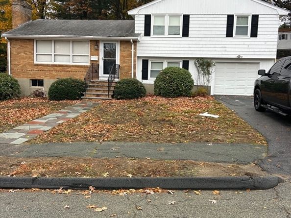 21 Athens Dr, Saugus MA 01906