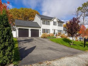 17 Woodworth Ave, Fitchburg MA 01420