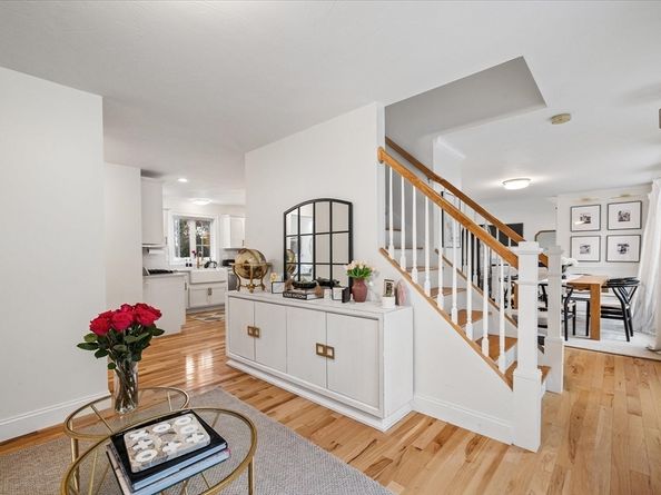 17 Woodworth Ave, Fitchburg MA 01420