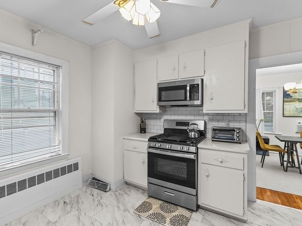 2084 Washington St, Newton MA 02462