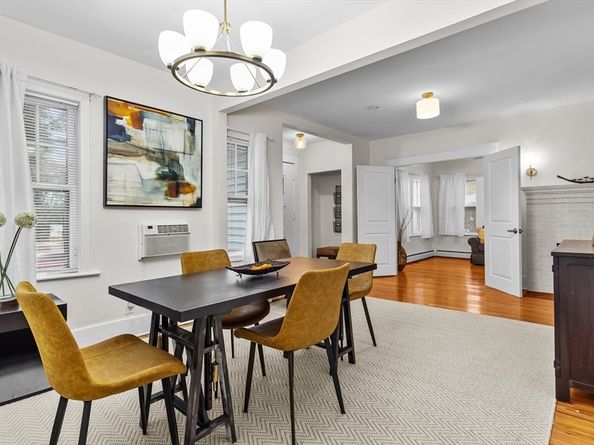 2084 Washington St, Newton MA 02462