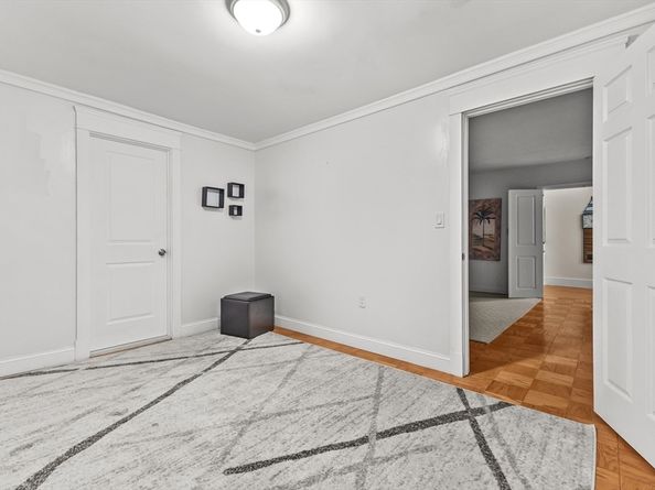 2084 Washington St, Newton MA 02462