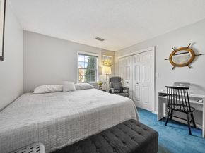 27 Weatherly Dr 27, Salem MA 01970