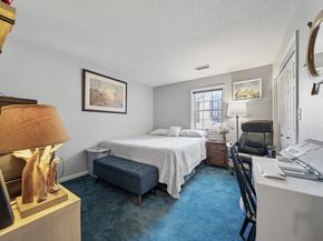 27 Weatherly Dr 27, Salem MA 01970