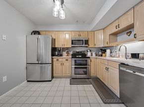 27 Weatherly Dr 27, Salem MA 01970