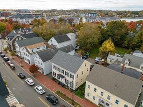 156 Bridge St B, Salem MA 01970