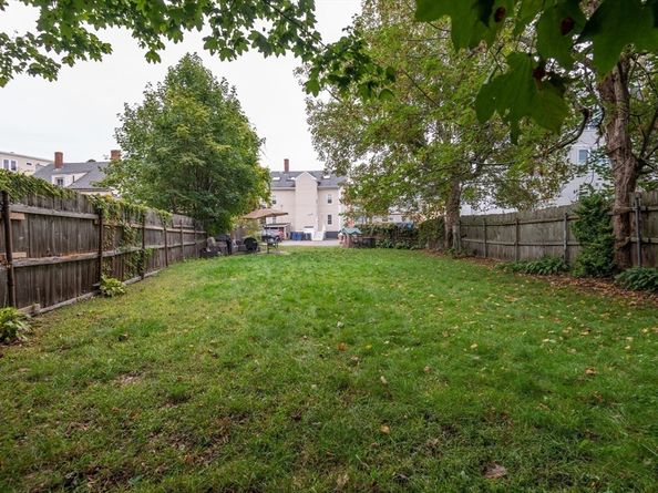 156 Bridge St B, Salem MA 01970