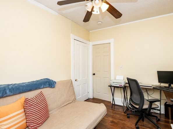 156 Bridge St B, Salem MA 01970