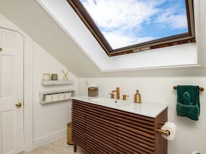 156 Bridge St B, Salem MA 01970