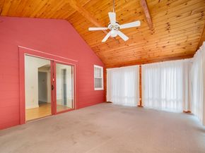 1076 Hill Street, Northbridge MA 01588