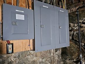 39 Lake St, Webster MA 01570