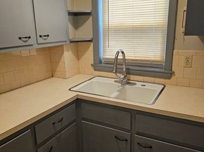 39 Lake St, Webster MA 01570