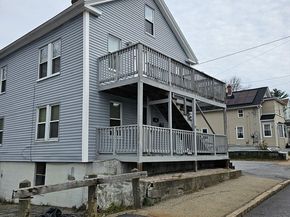 39 Lake St, Webster MA 01570